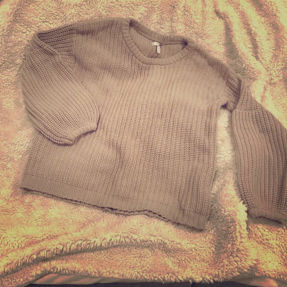 Adorable bell sleeve sweater. Worn once!! 😘